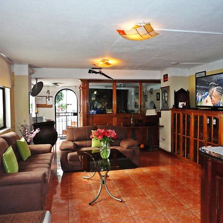 Hotel Rincon Escandinavo Кіто Екстер'єр фото