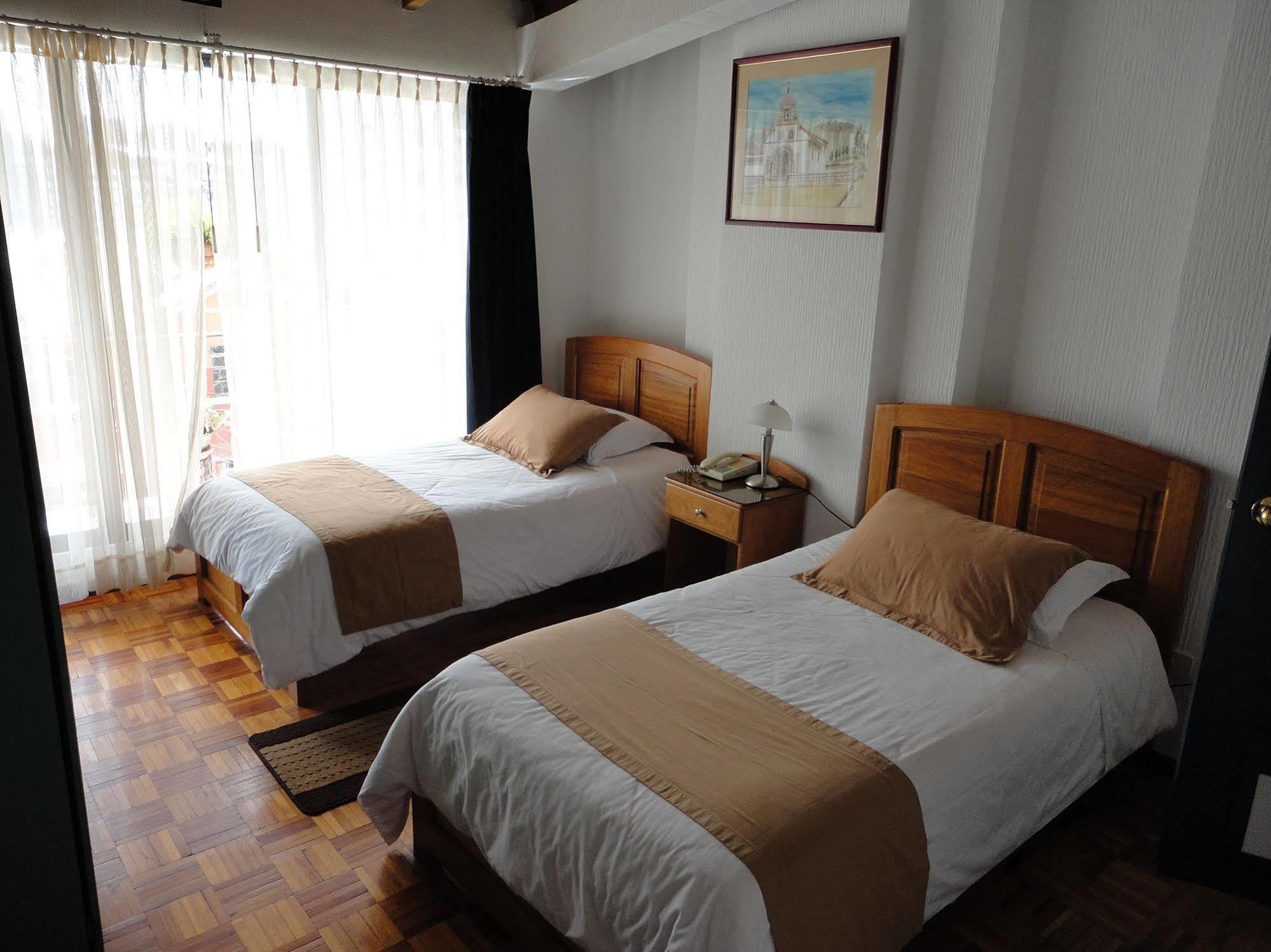 Hotel Rincon Escandinavo Кіто Екстер'єр фото